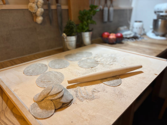 Puinen leivinlauta, matalareunainen