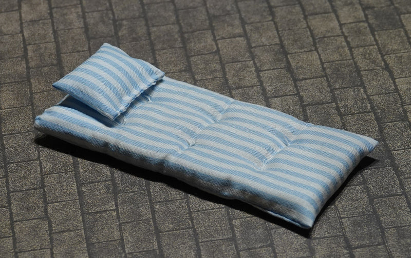 Patja ja tyyny, 1:16 eri kuoseja