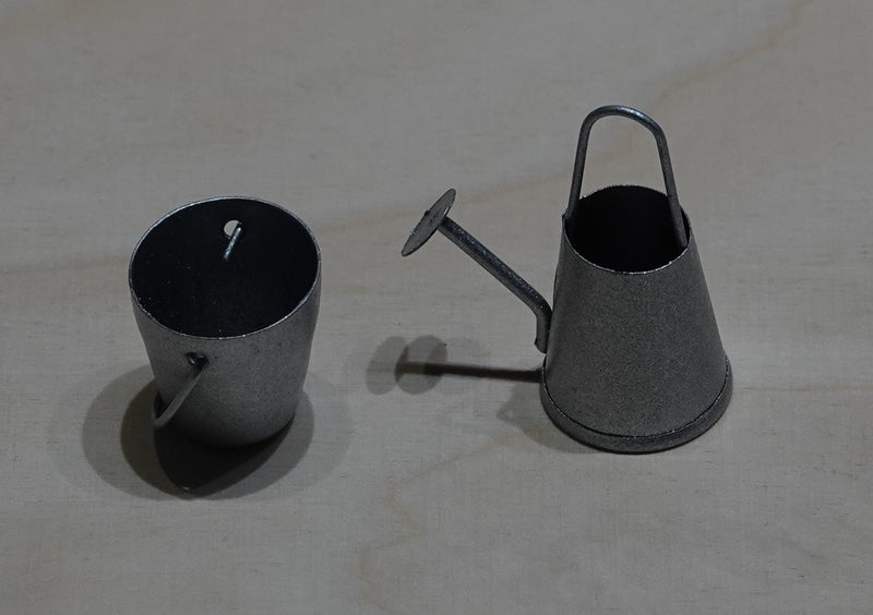 Kastelukannu ja ämpäri 1:12