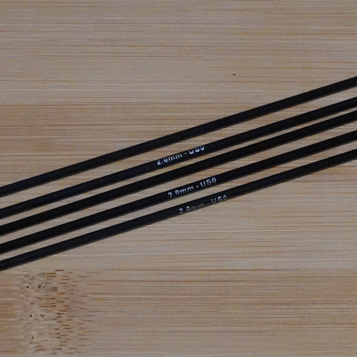 Knitpro Karbonz sukkapuikot 15 cm, eri kokoja