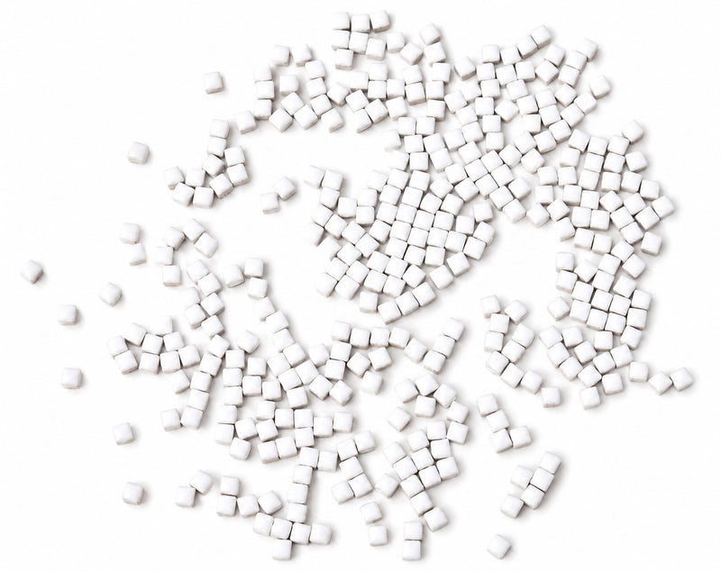 Keramiikka mosaiikki 5 x 5 mm, 50g, eri värejä