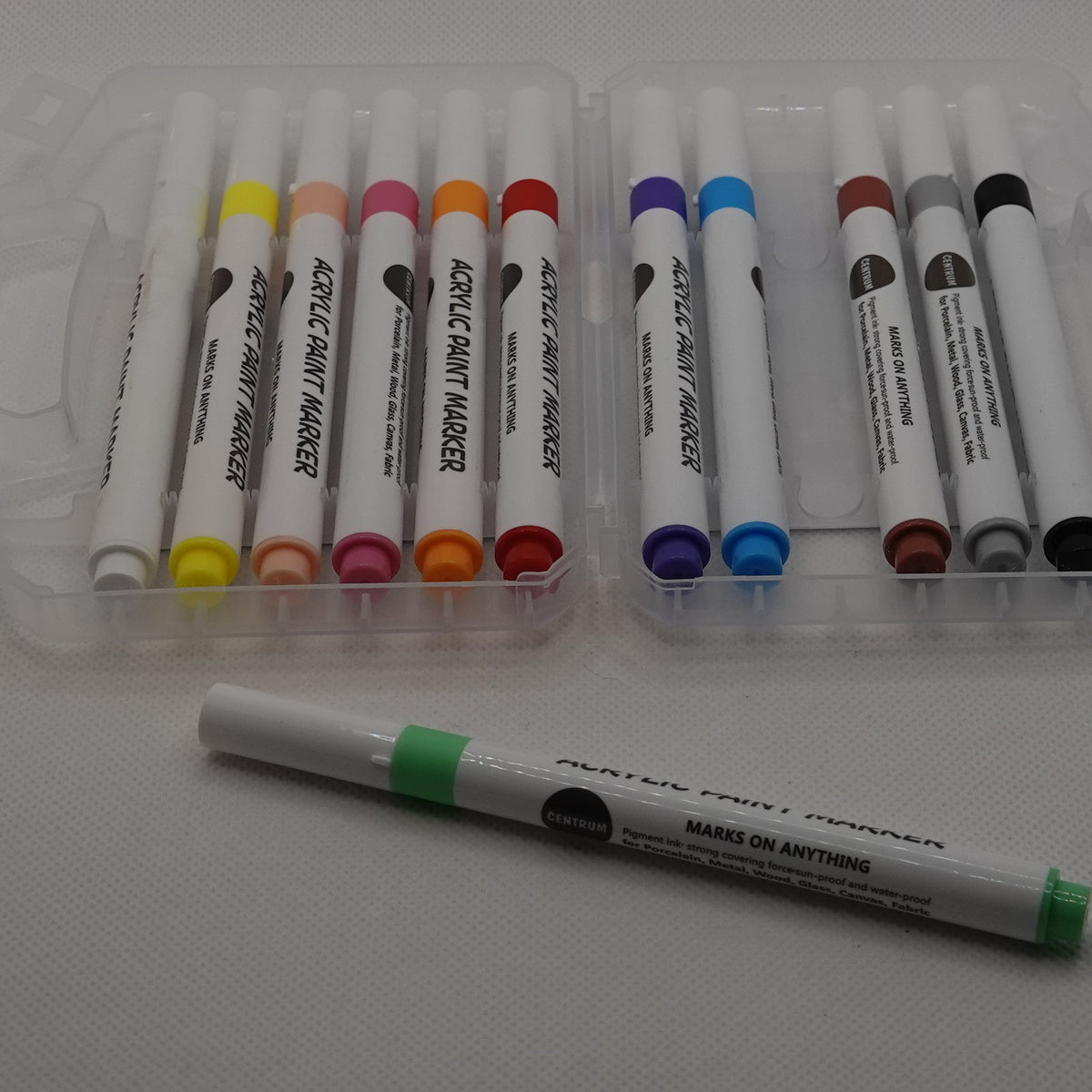 Akryylitussit 12 kpl