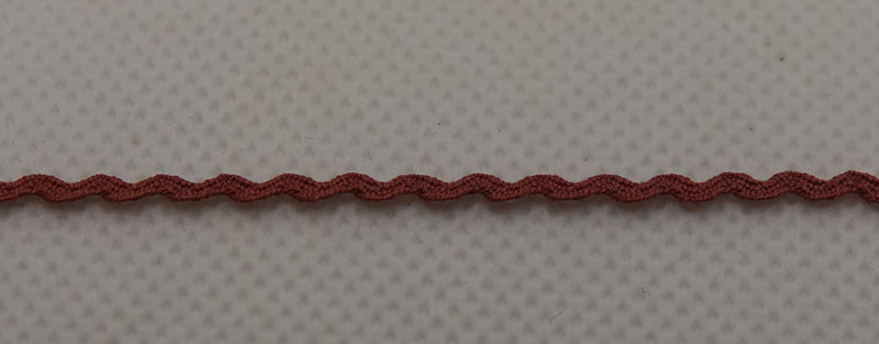 Siksak-nauha 1,5 mm, tumma roosa