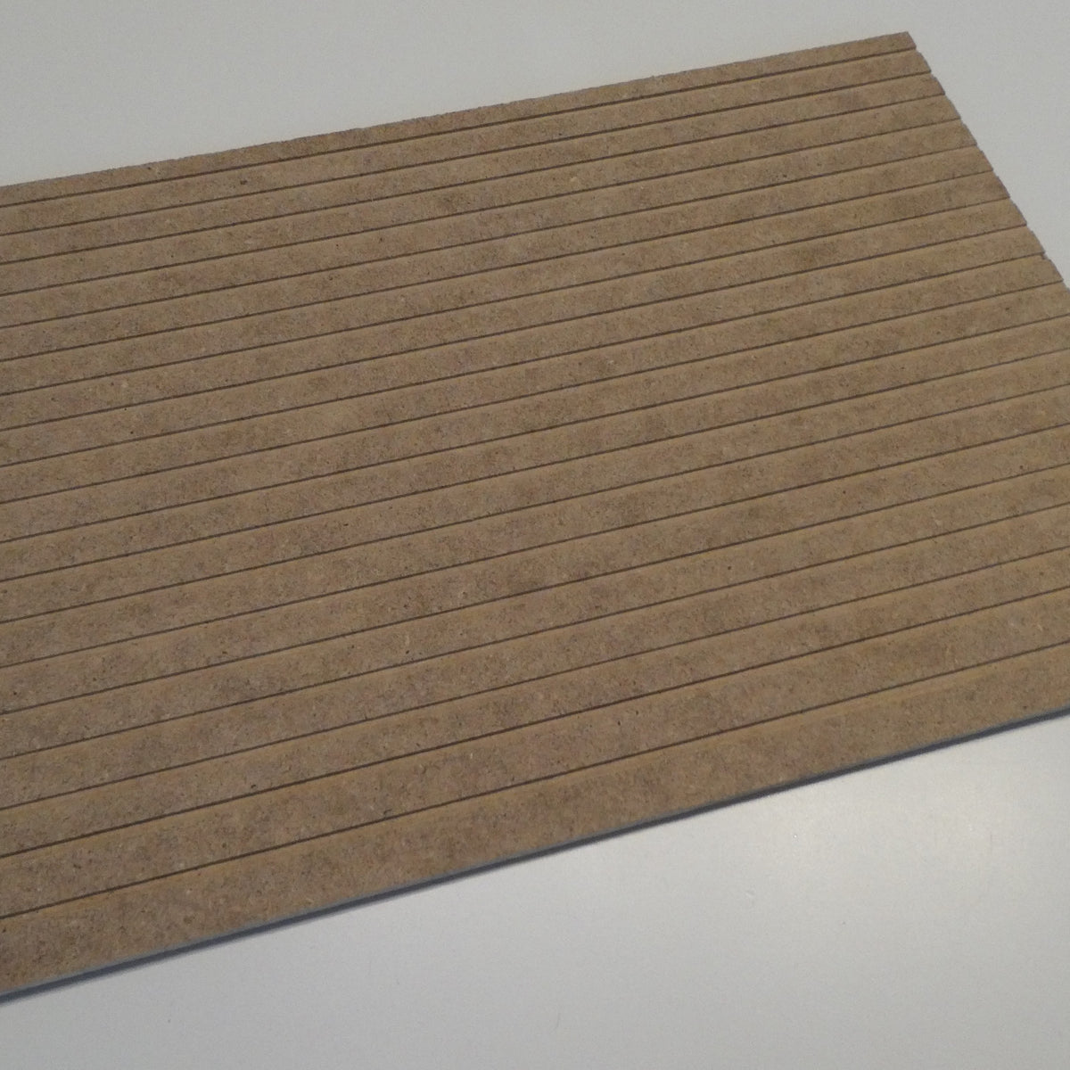 HDF-levy 3,2 mm, uritettu