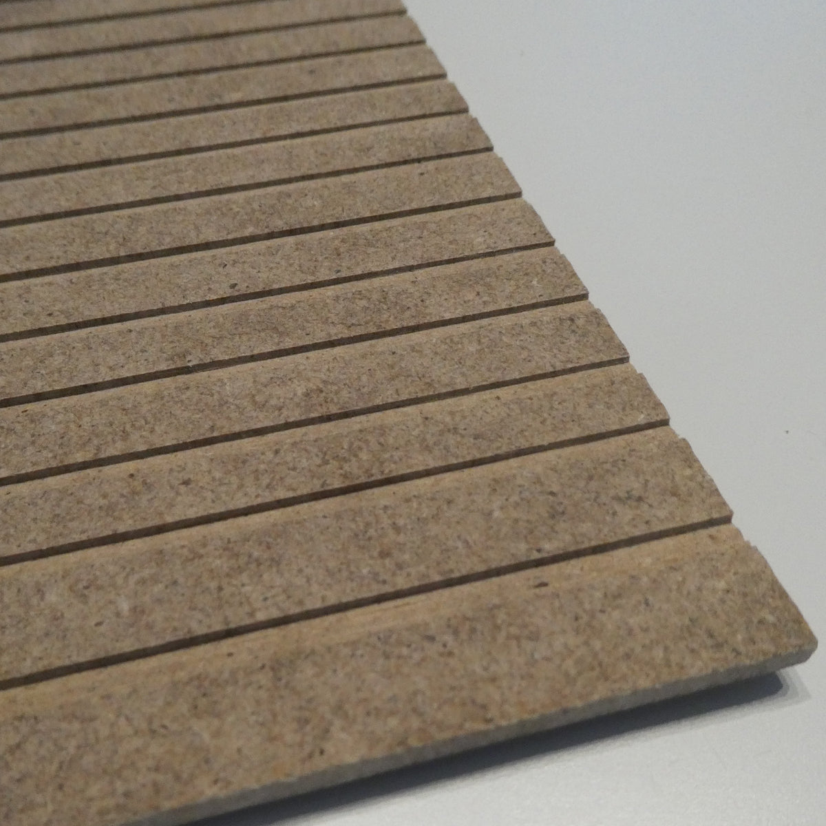 HDF-levy 3,2 mm, uritettu