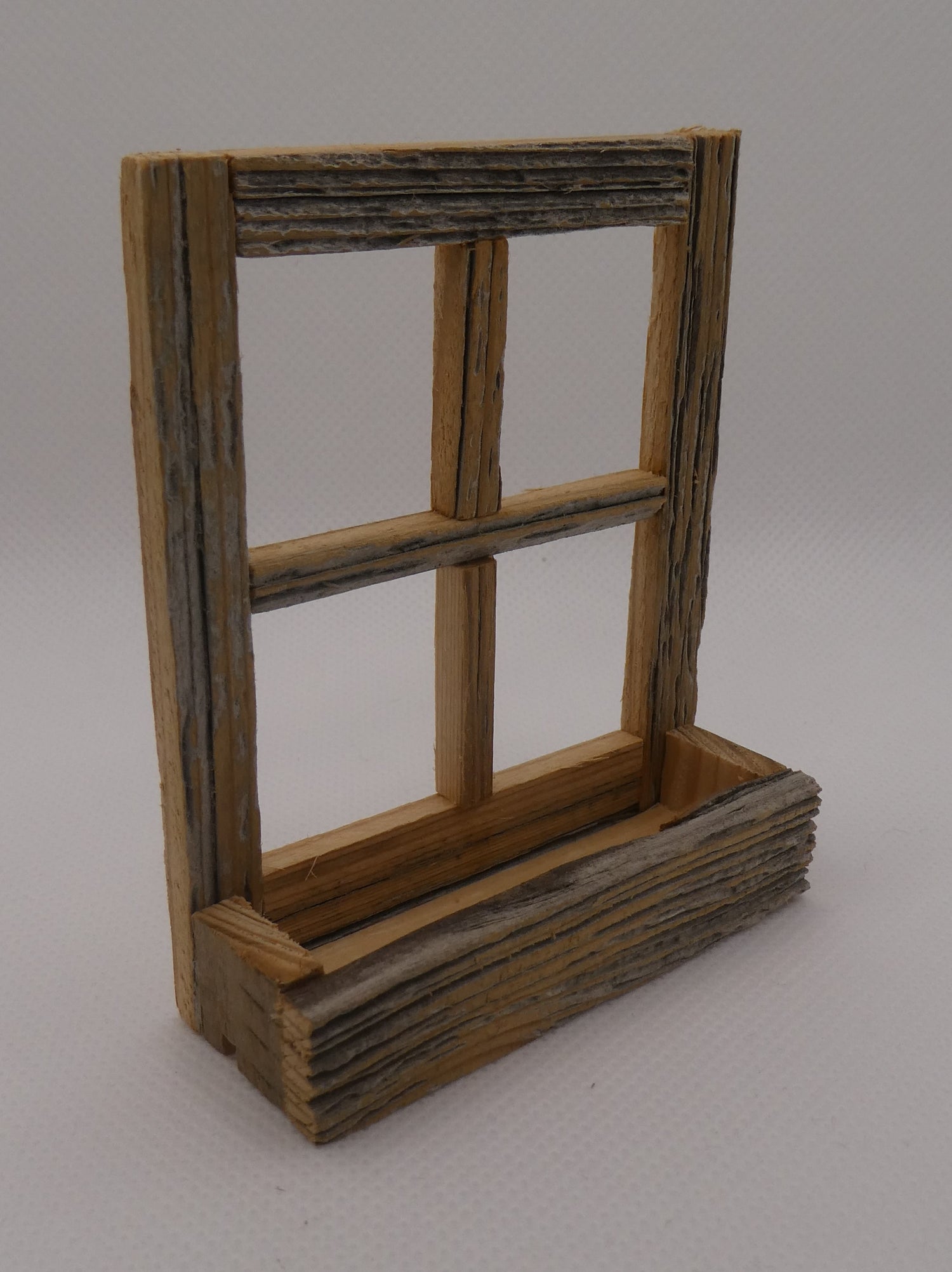 Ikkunanpokakukkalaatikko 1:12