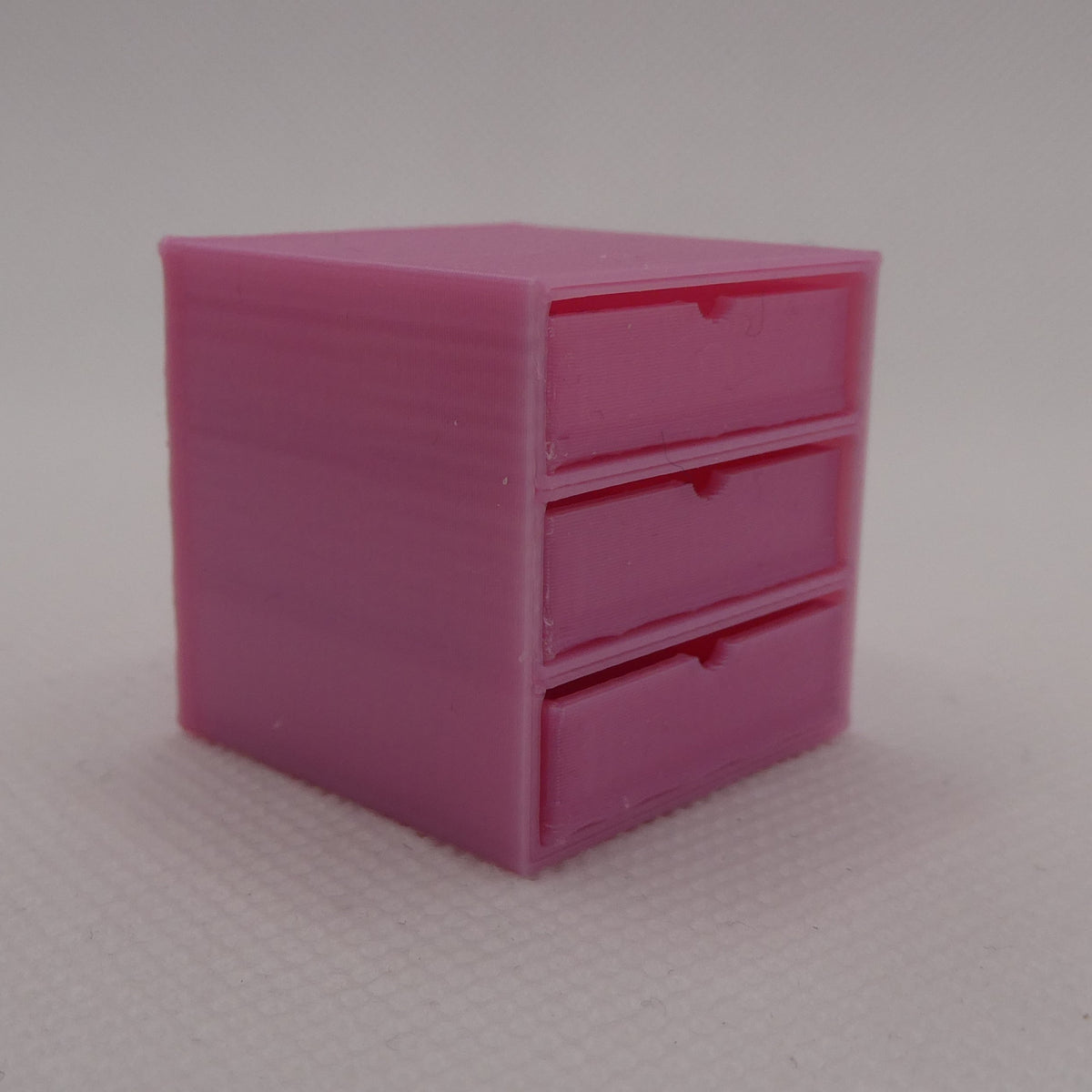 Minilaatikosto,  eri värejä ja kokoja