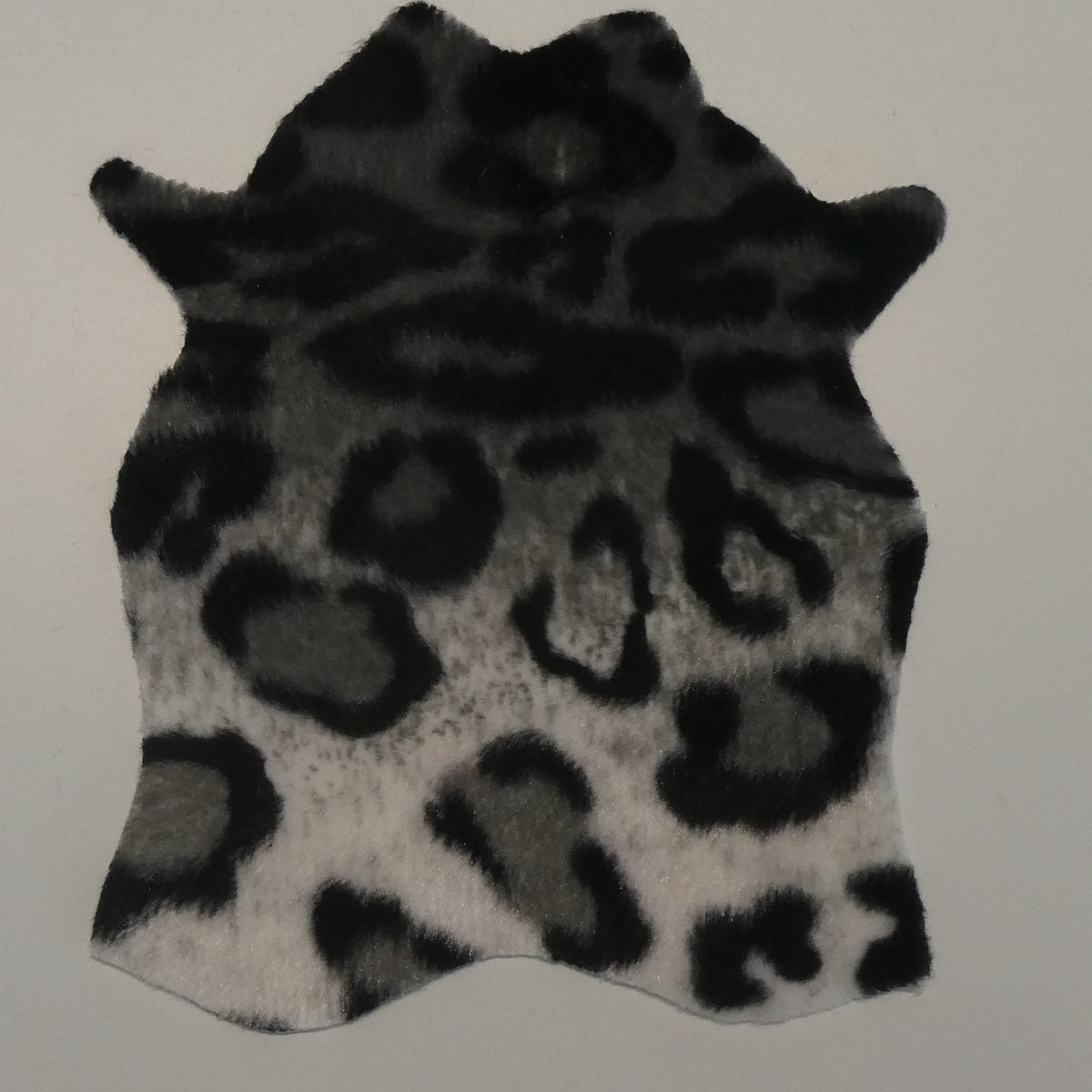 Talja nukkekotiin, lumileopardi