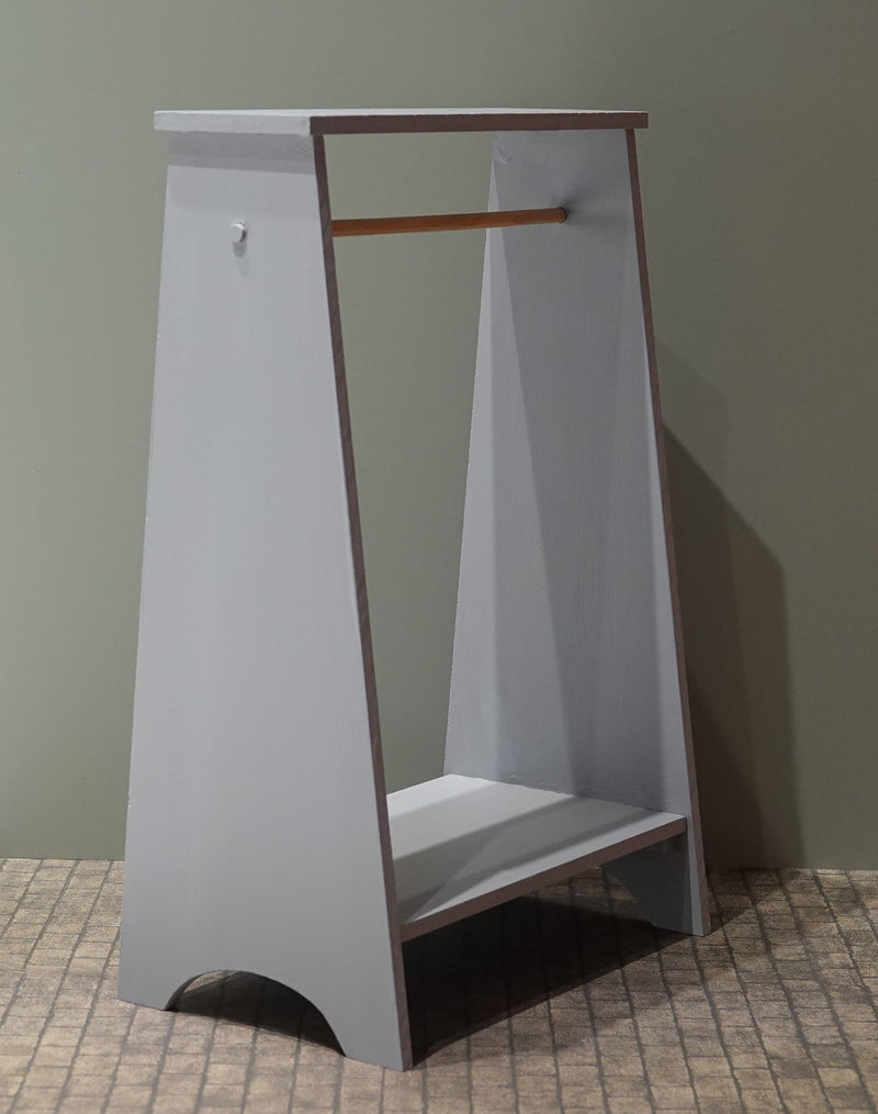 Vaateteline nukkekotiin